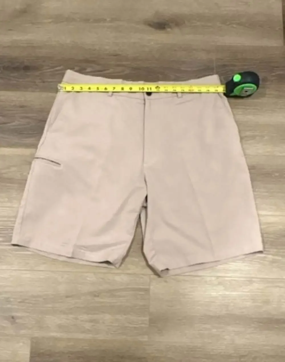 SLAM Men's Performance Golf Tech Shorts in tan